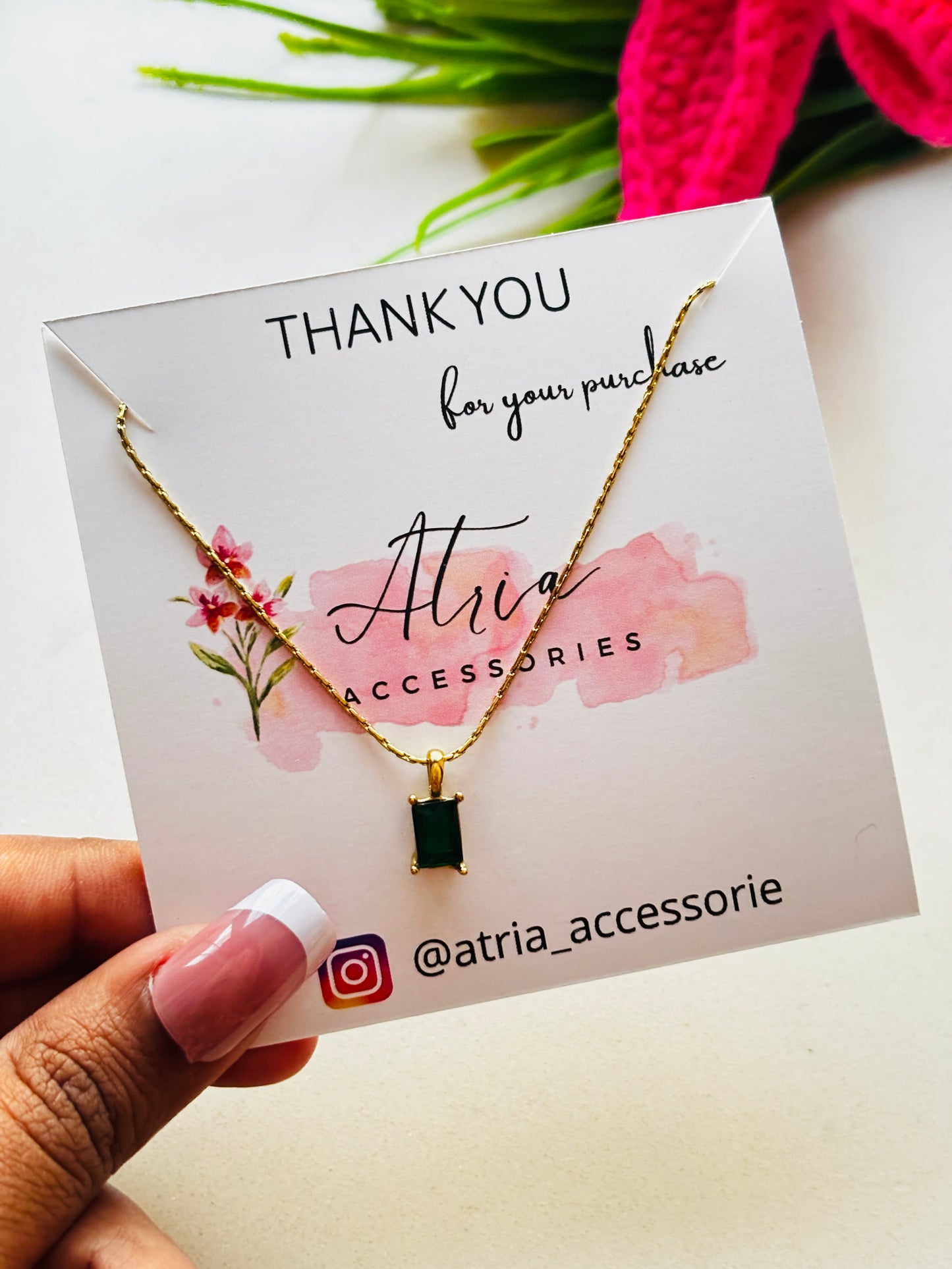 Emerald Stone Pendant Necklace