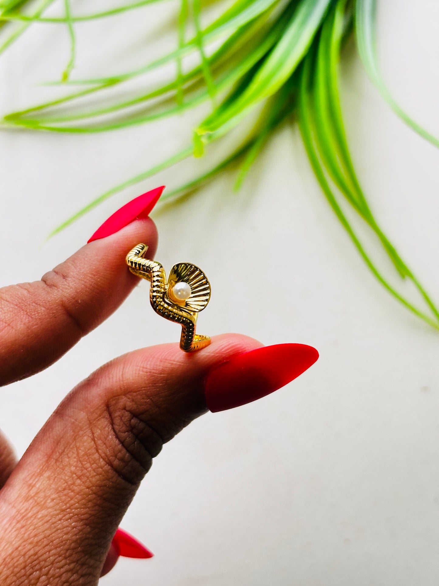 Medusa Pearl Ring