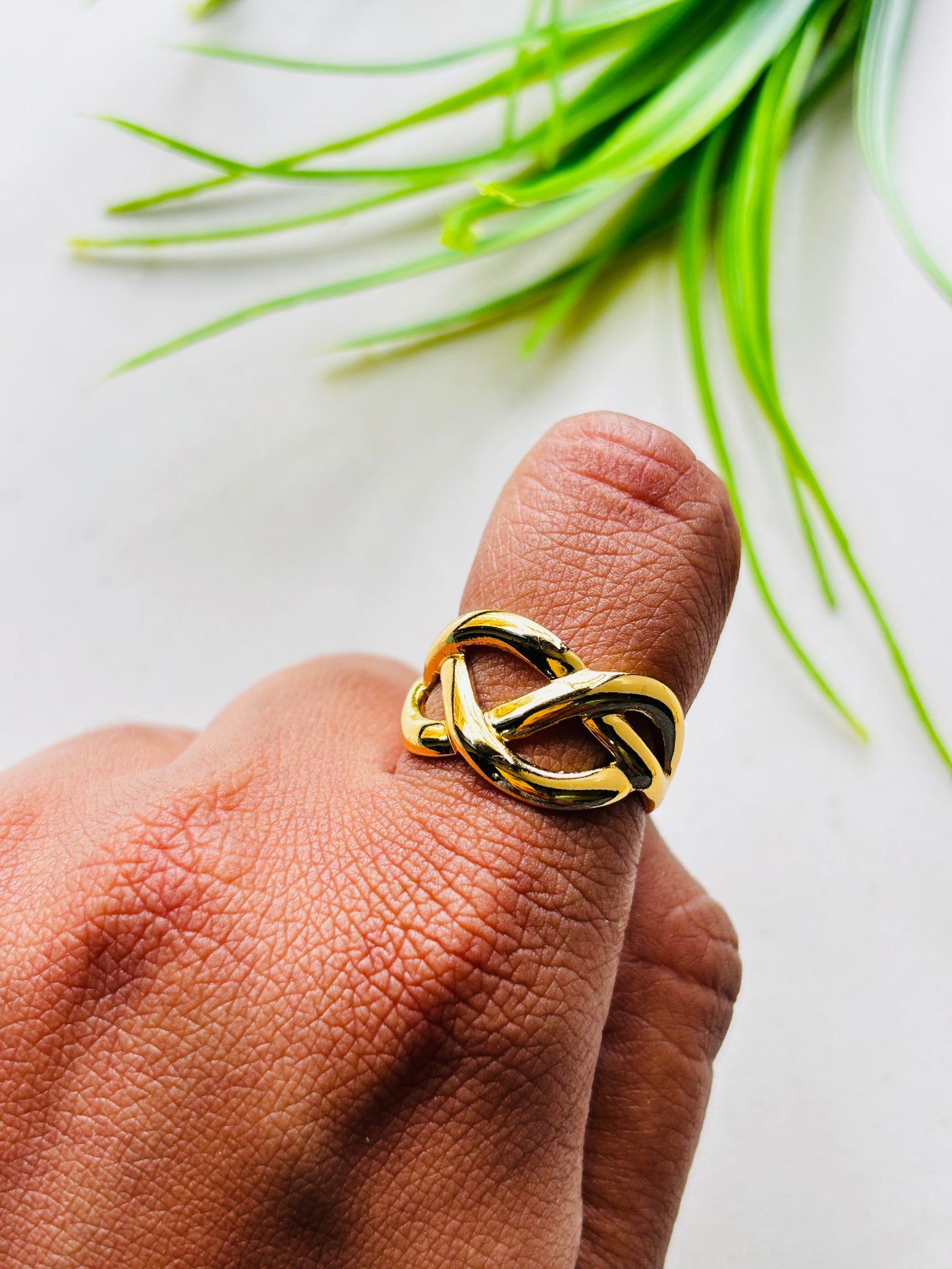 Twisted Tale Ring