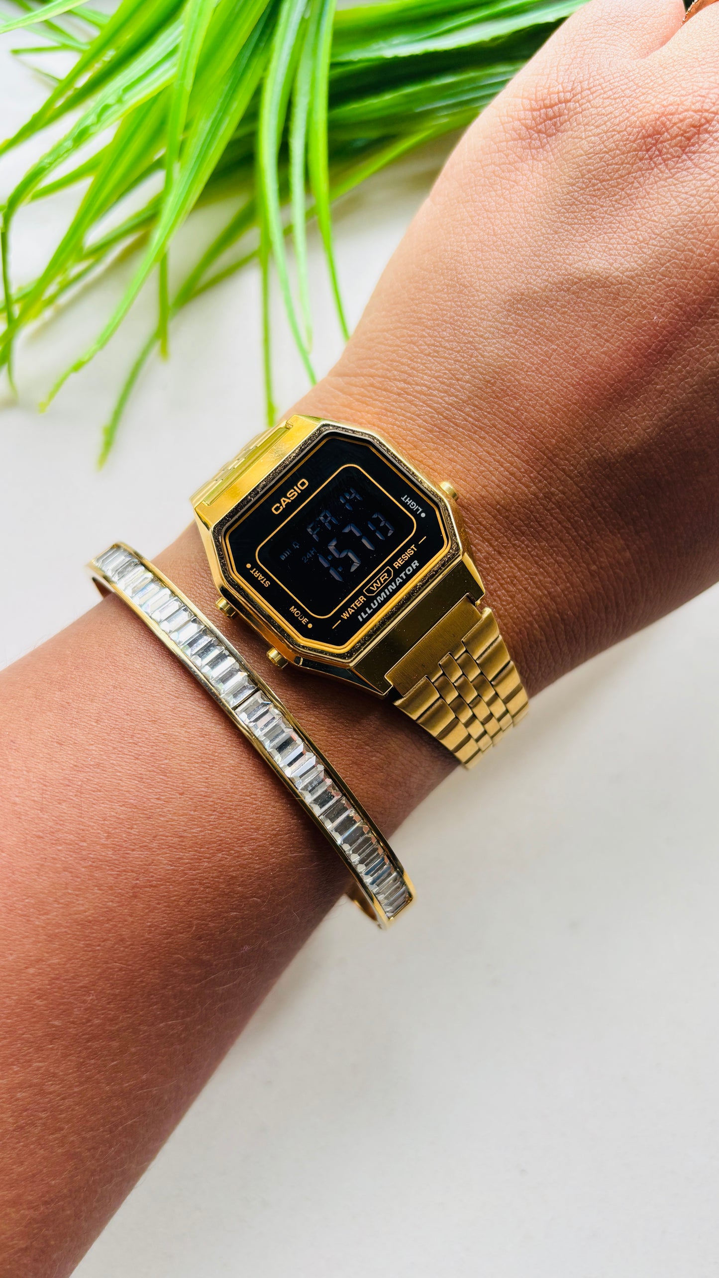 Elegant Linear Crystal Gold Bangle