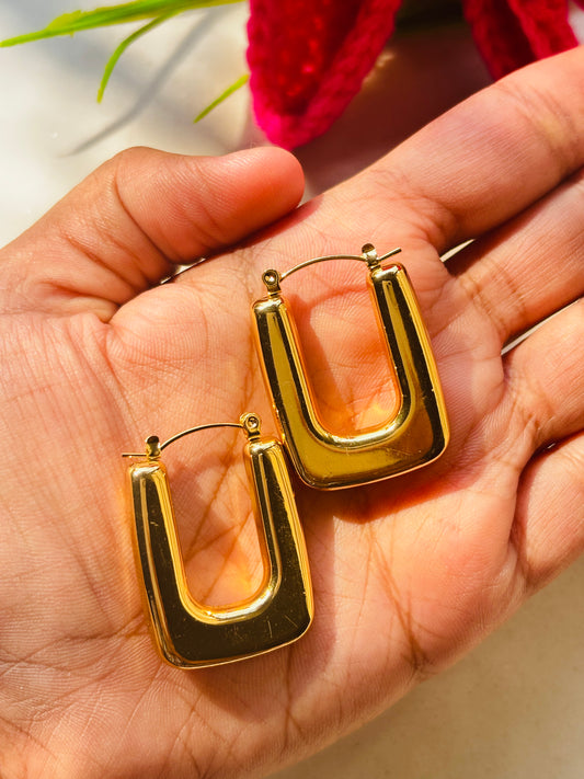 U-Shaped Hoop Earrings