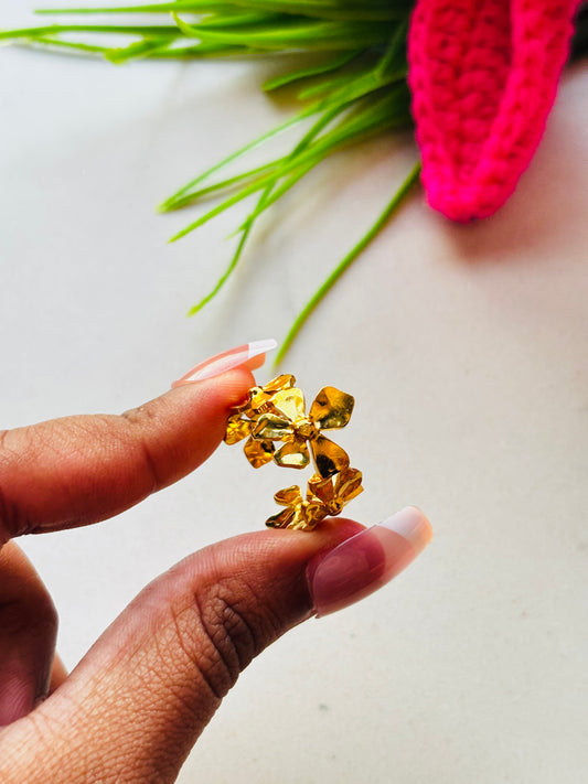 Floral Cluster Ring