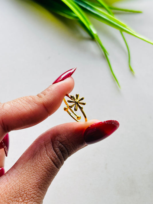 Minimal Flower Stackable Ring