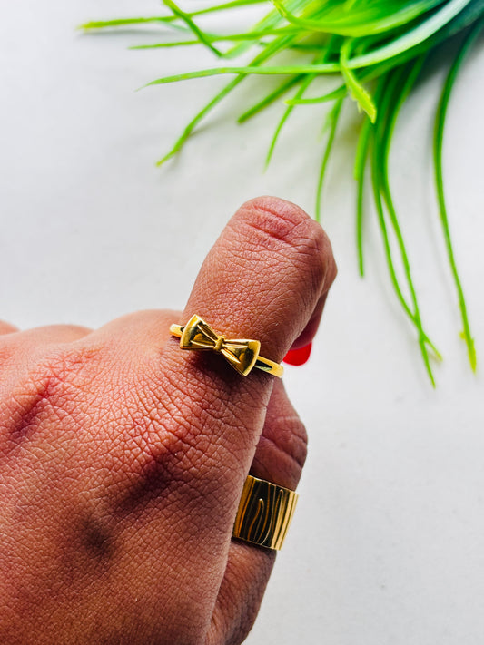 Bow Ring