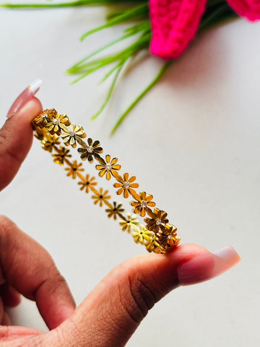 Gold Pave Floral Link Kada