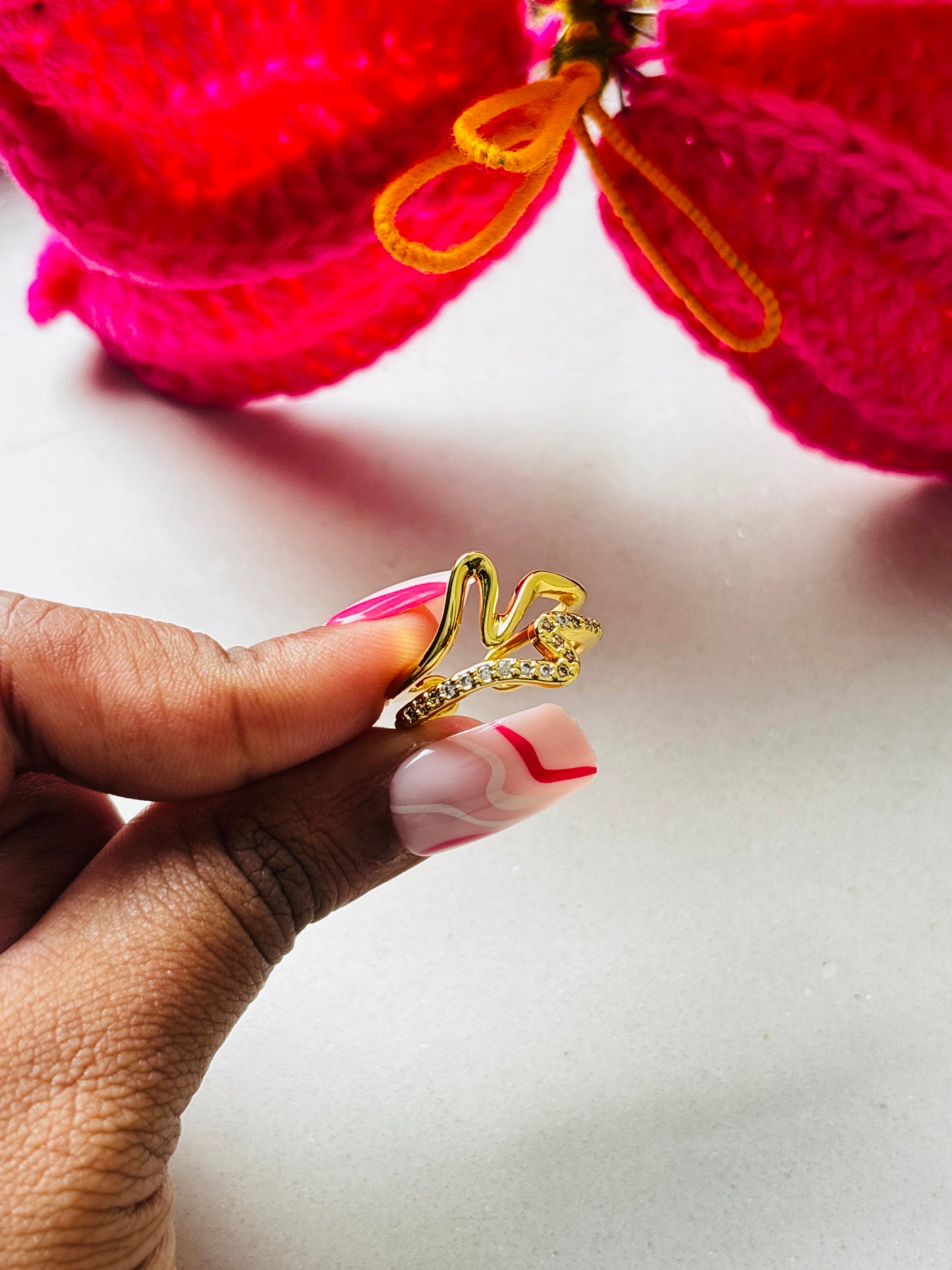 S Curve Statement Ring