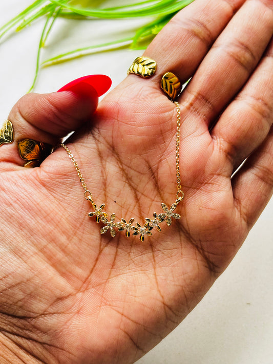 Dainty Bloom Necklace