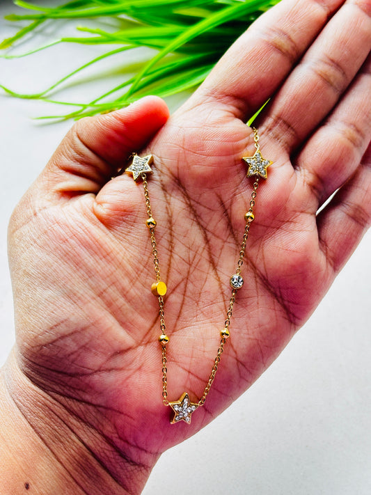 Star Studded Necklace with Studs