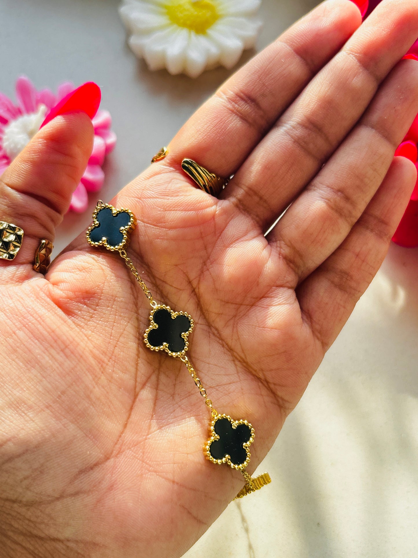 Black Clover Chain Bracelet