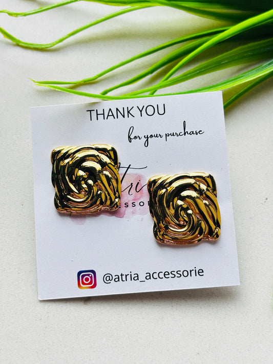 Glided Lattice Studs