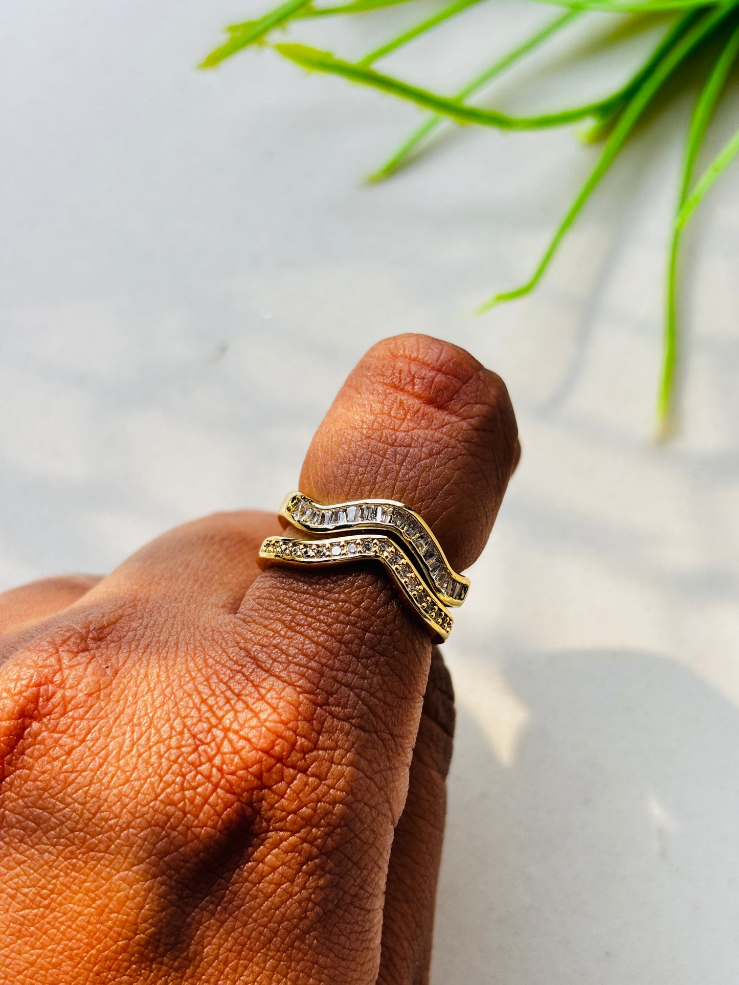 Dual White Wave Band