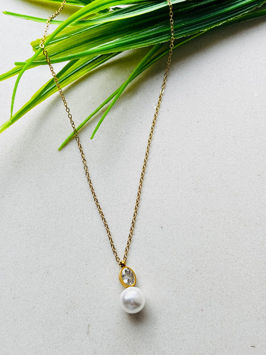 Lumina Pearl Necklace