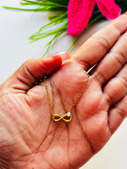Infinty Necklace