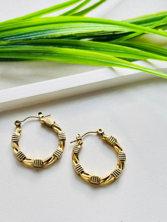 Serpentine Hoops