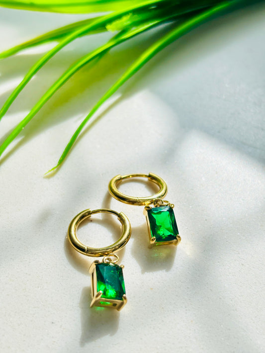 Emerald Drop Huggies